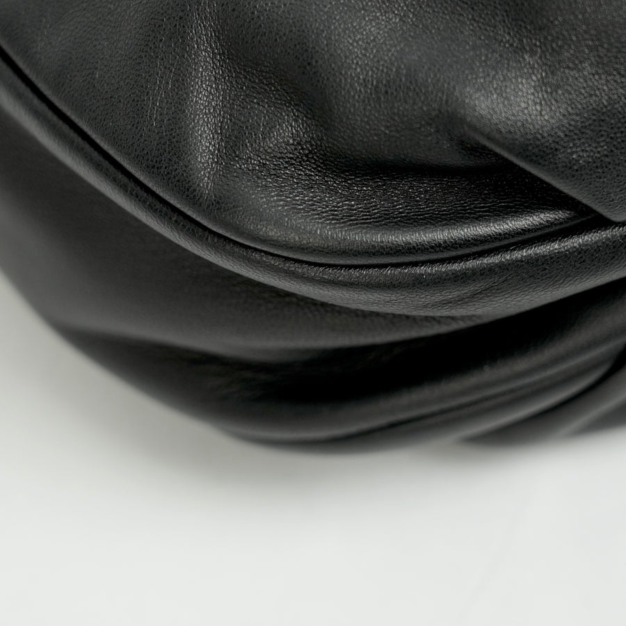 LOEWE Viento 30 Shoulder Bag