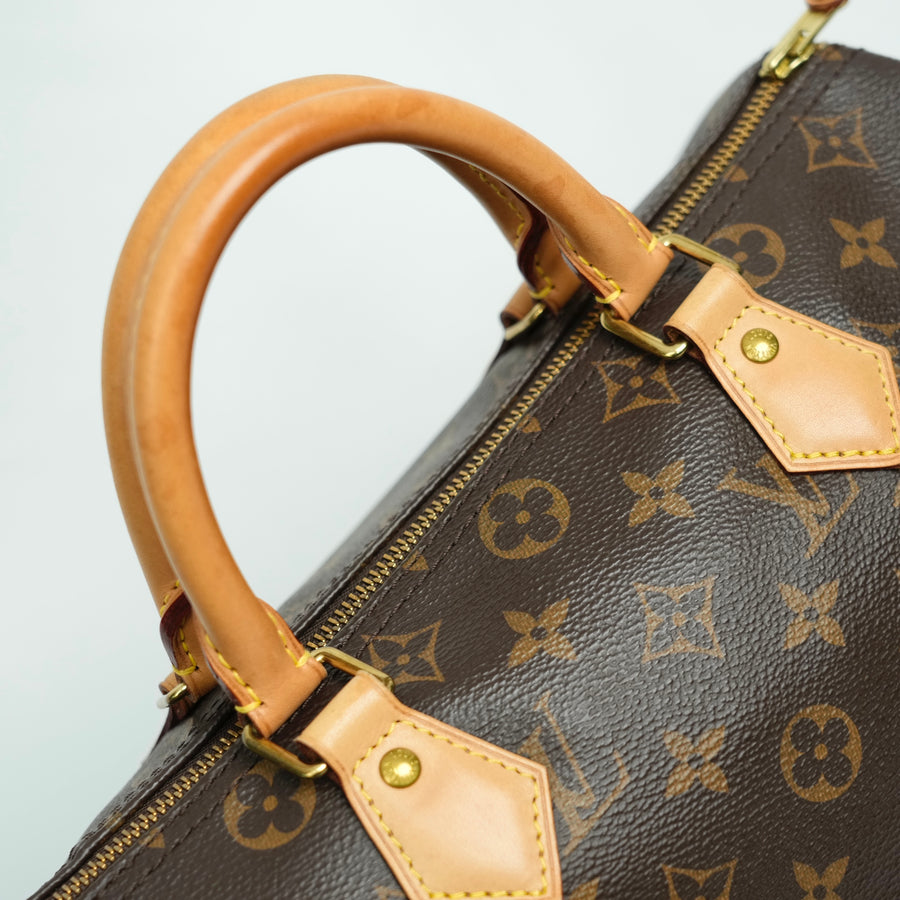 LOUIS VUITTON Monogram Speedy 30 HandbagM41526