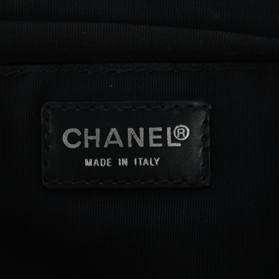 CHANEL 2002-2003 Kiss Lock Handbag