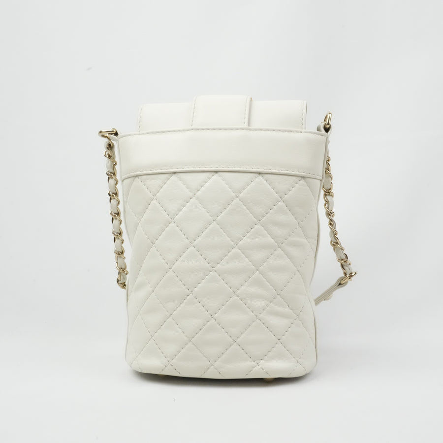 CHANEL Shoulder Bag