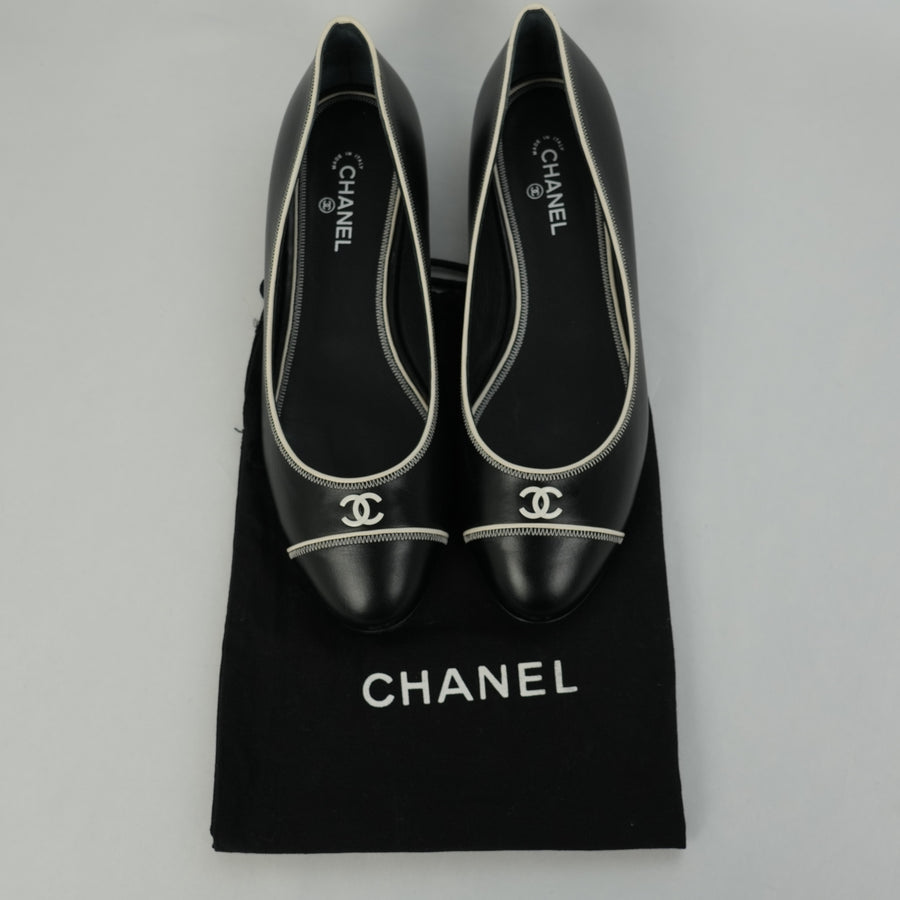 CHANEL Coco Mark Flat Pumps