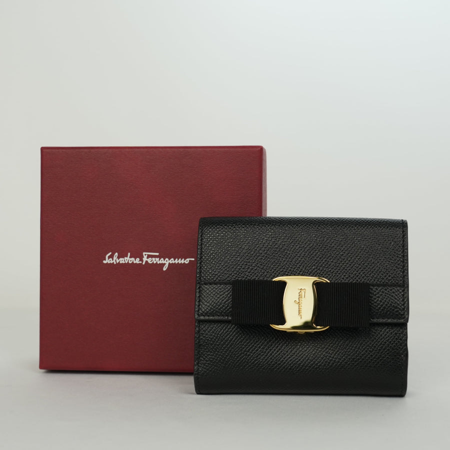 SALVATORE FERRAGAMO Vara Bi-Fold Wallet