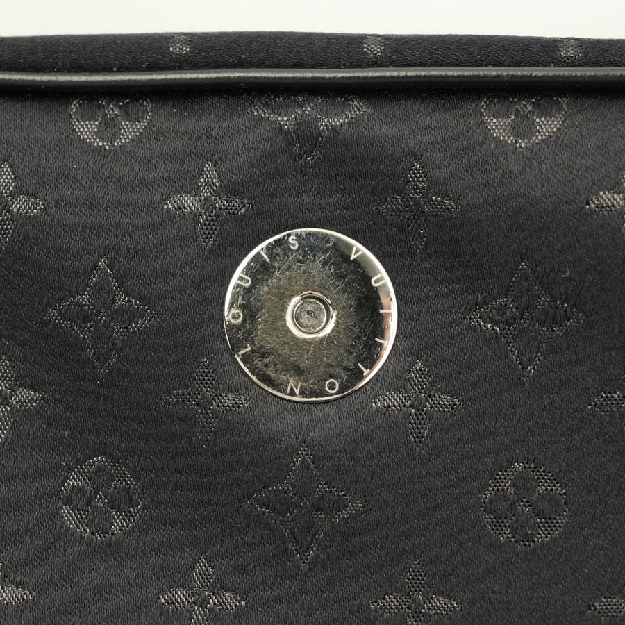 LOUIS VUITTON Monogram Comte De Femusette Satin Noir Shoulder Bag M92273