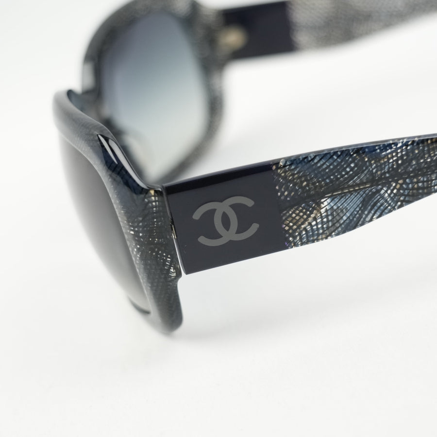 CHANEL Coco Mark Sunglasses