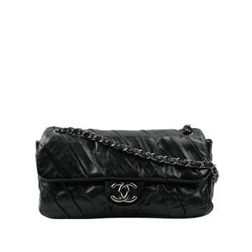 CHANEL 2009-2010 Shoulder Bag