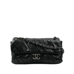 CHANEL 2009-2010 Pleated Shoulder Bag