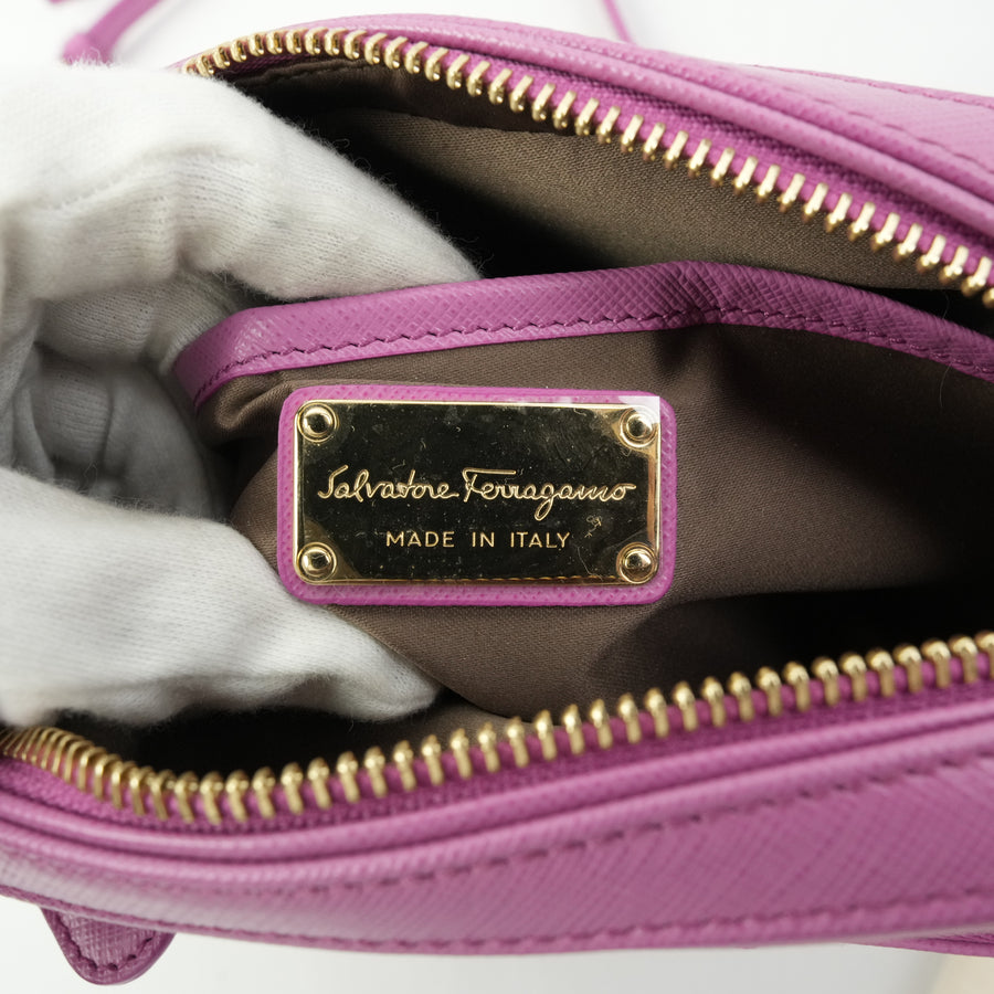 SALVATORE FERRAGAMO Shoulder Bag