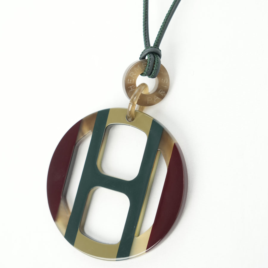 HERMES H Equip Buffalo Horn Lacquer Necklace