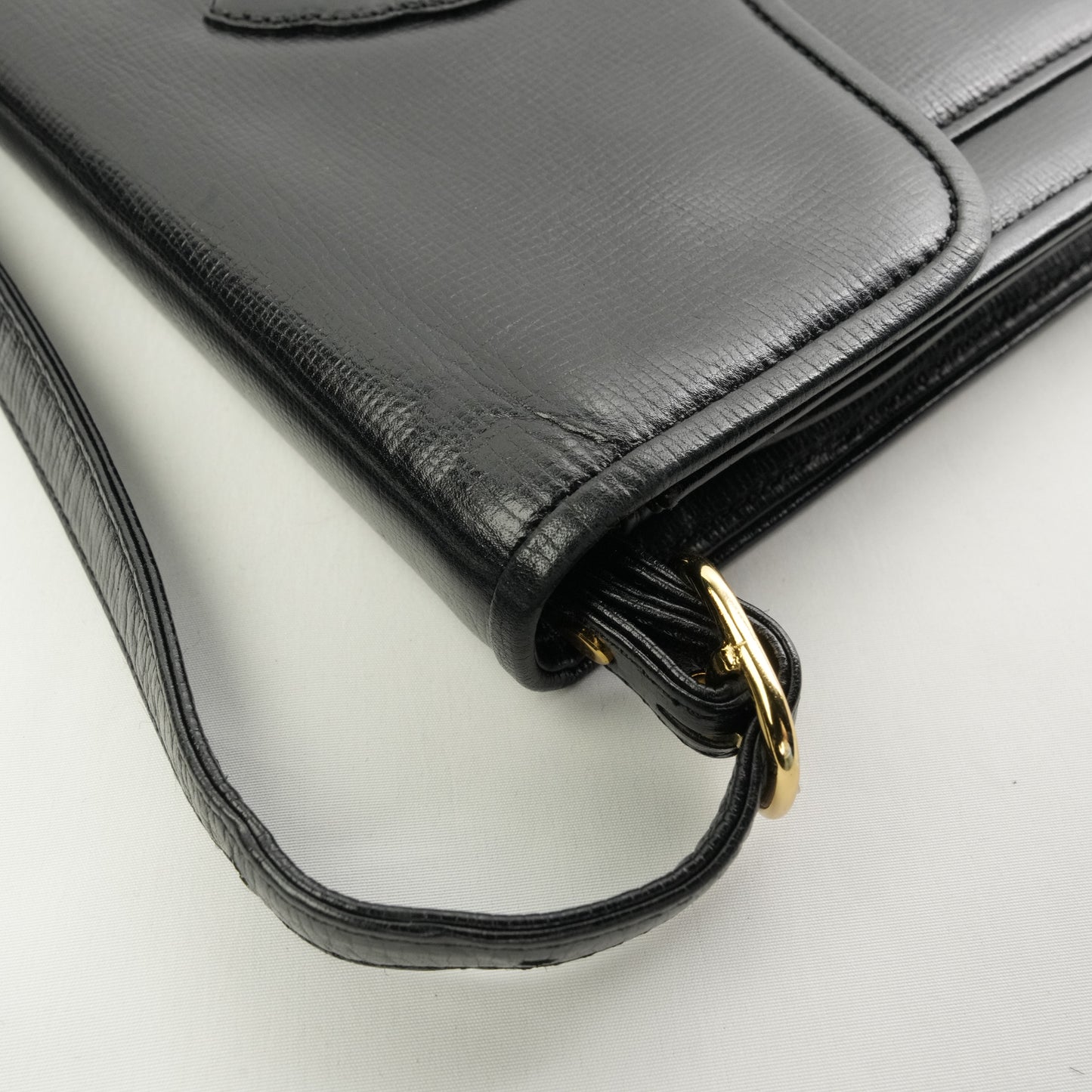 YVES SAINT LAURENT Leather Shoulder Bag