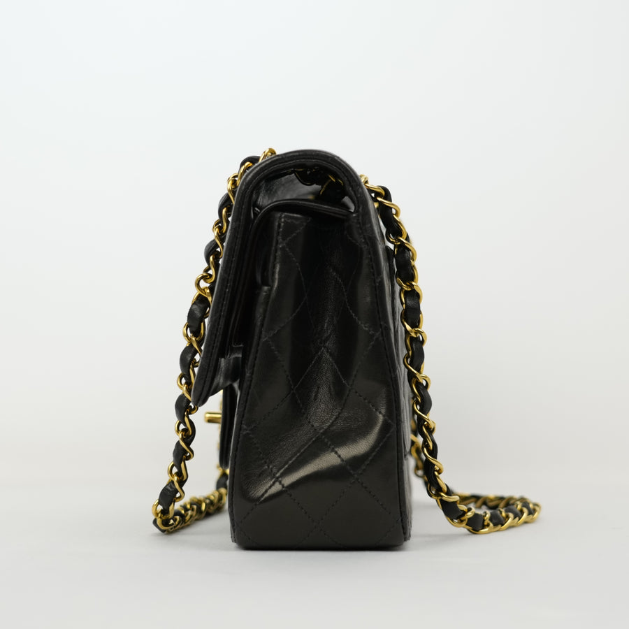 CHANEL 1994-1996 1112 Lambskin Shoulder Bag