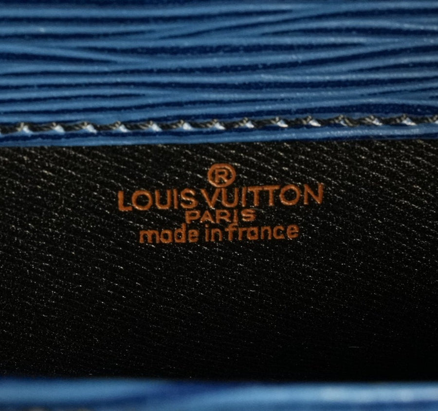 LOUIS VUITTON Epi Shoulder Bag