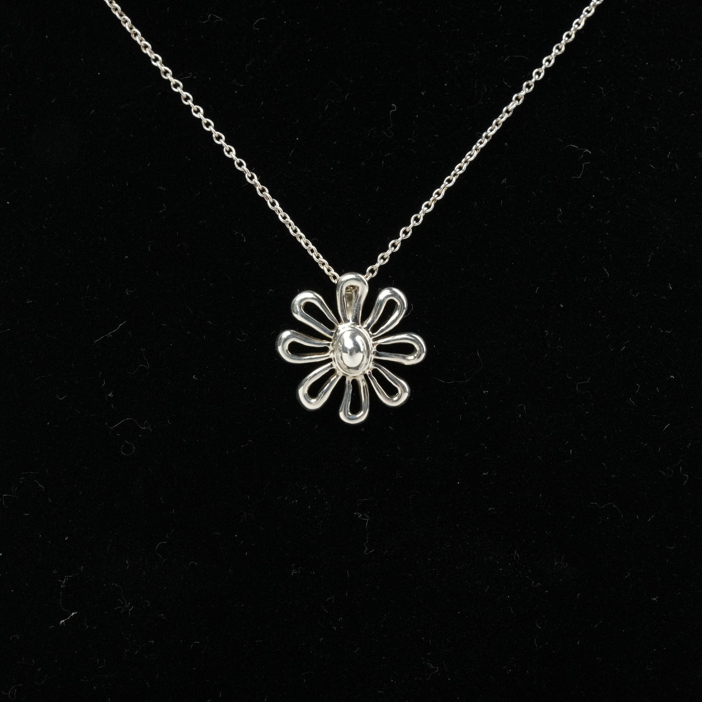 TIFFANY & CO. Flower Logo Necklace