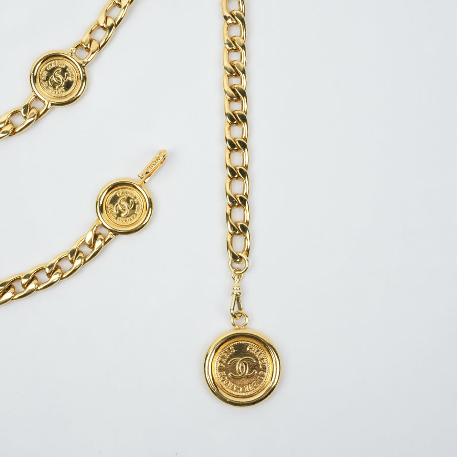 CHANEL Medallion Chain Belt