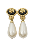 CHANEL 1993 Clover Pearl Earring