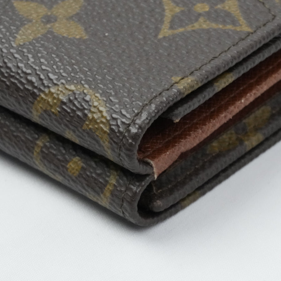 LOUIS VUITTON Monogram Tri-Fold Wallet M61660