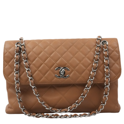 CHANEL Shoulder Bag