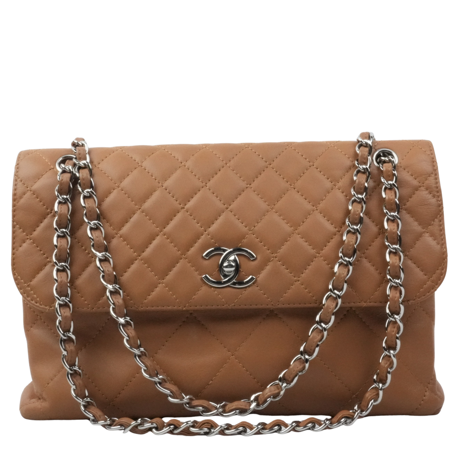 CHANEL Shoulder Bag