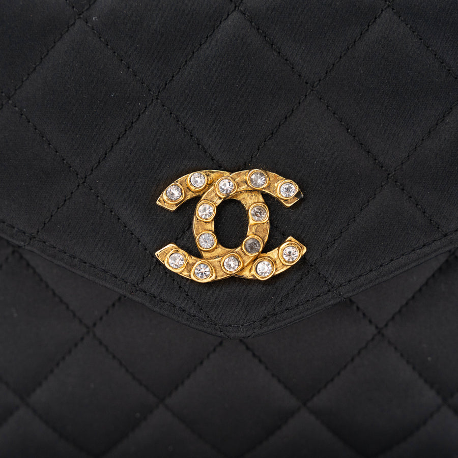 CHANEL 1996-1997 With No. 0 Matelassé and Bijou Chain Shoulder Bag