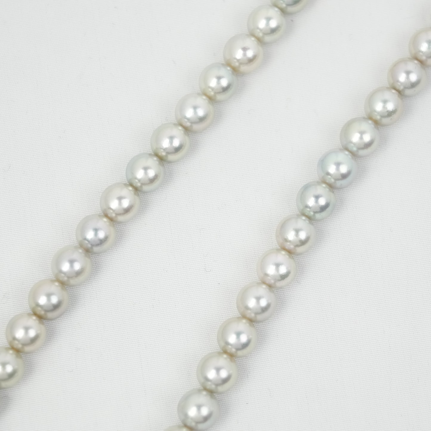 SV Pearl Necklace