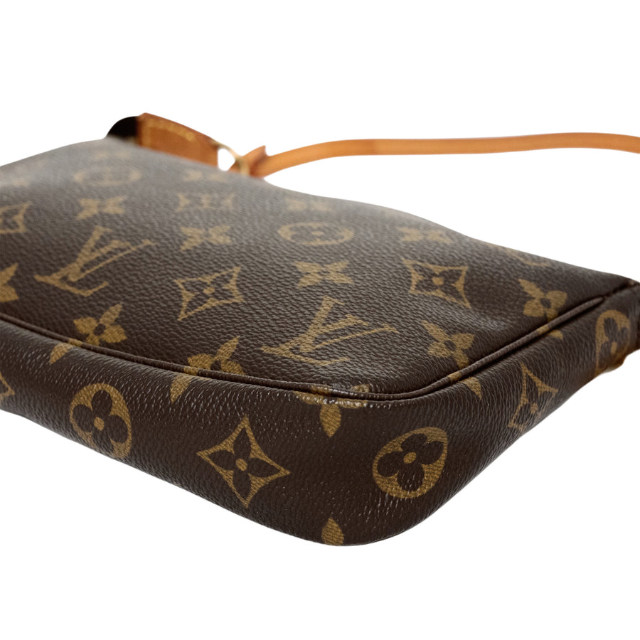 LOUIS VUITTON Monogram Pouch/Handbag M51980