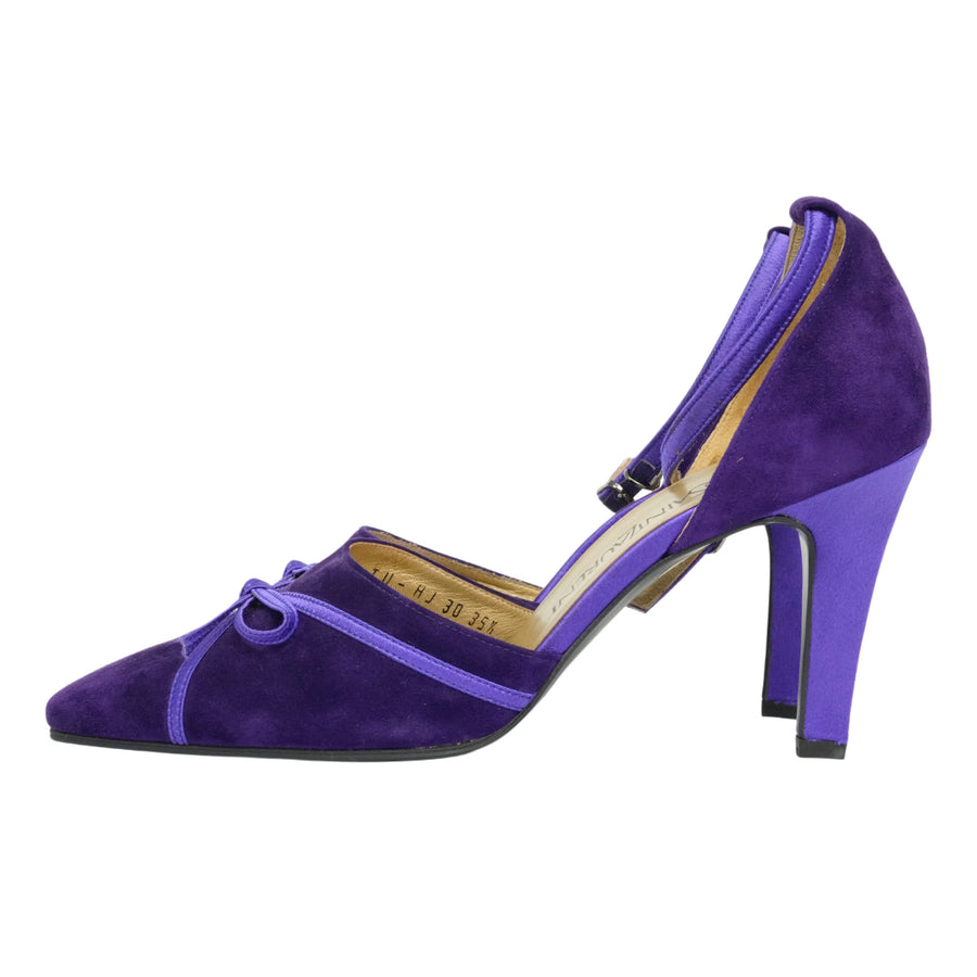 YVES SAINT LAURENT Pumps with Blue Ribbon