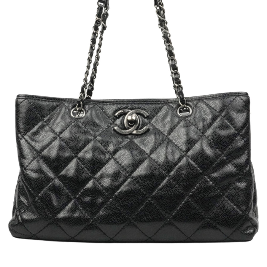CHANEL 1991–1994 Matelassé Caviar Leather Shoulder Bag