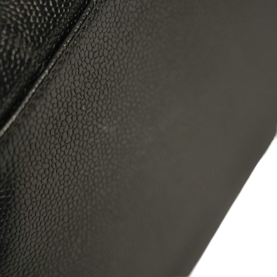 CHANEL 2004–2005 Chocolate Bar Stitch Shoulder Bag