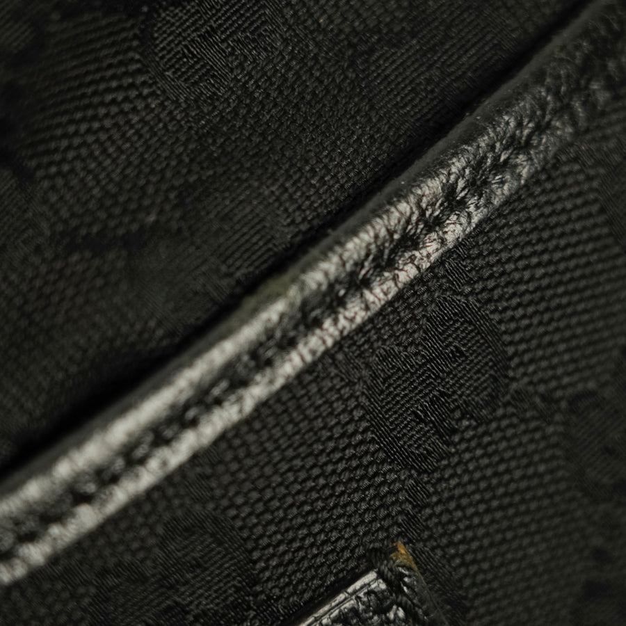 GUCCI GG Canvas Shoulder Bag