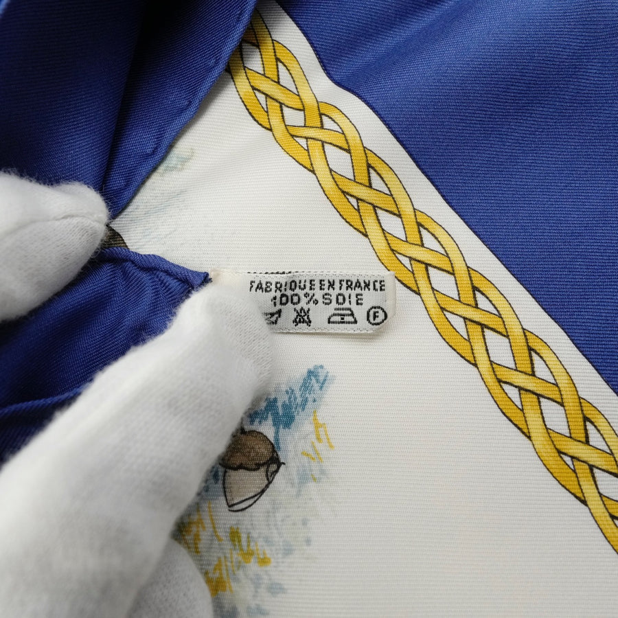 HERMES Silk Scarf Carre 90