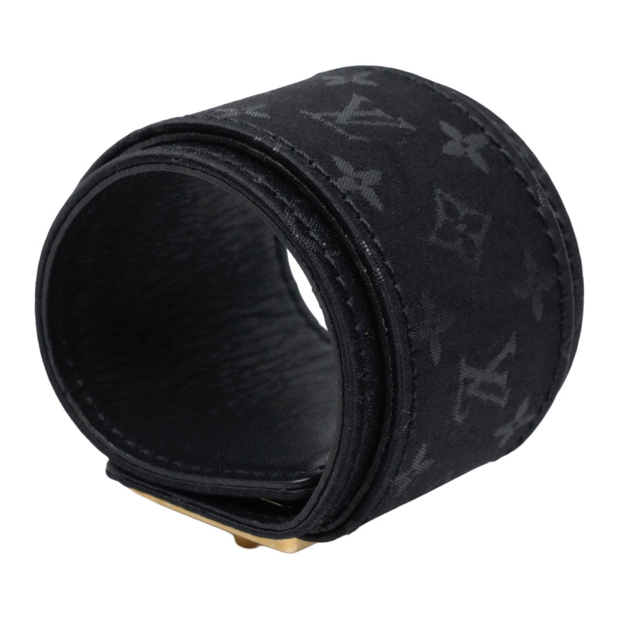 LOUIS VUITTON Monogram Bracelet M92118