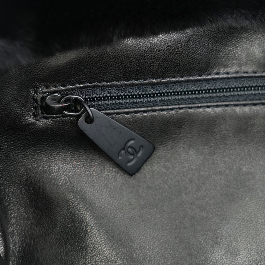 CHANEL 1997-1999 Rabbit Fur Tote Bag