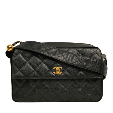 CHANEL 1994–1996 Matelasse Caviar Skin Shoulder Bag