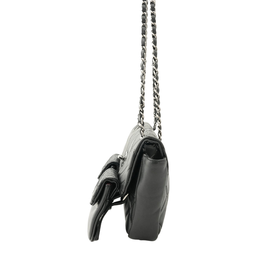 CHANEL 2006–2008 Matelassé Turn-Lock Multi-Pochette Lambskin Shoulder Bag