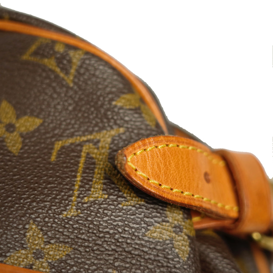 LOUIS VUITTON Monogram Saumur 30 M42256 Shoulder Bag