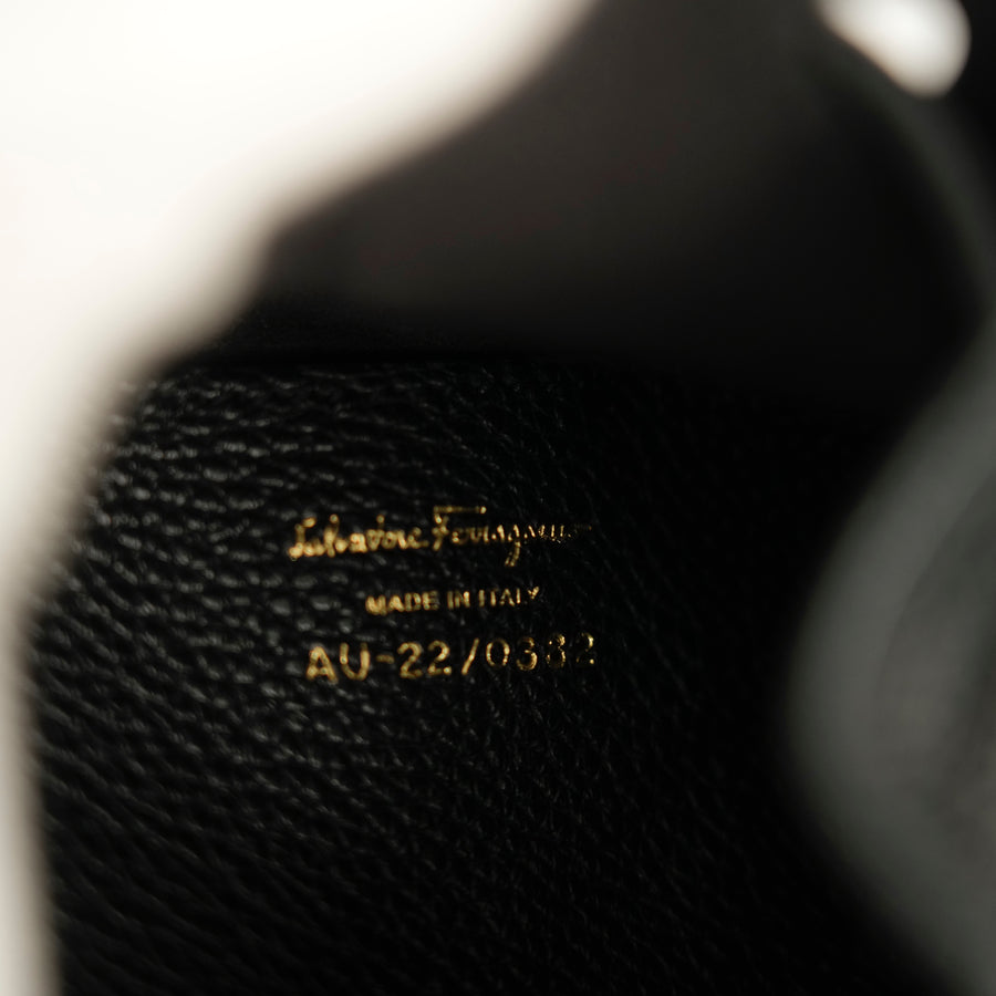 SALVATORE FERRAGAMO Shoulder Bag