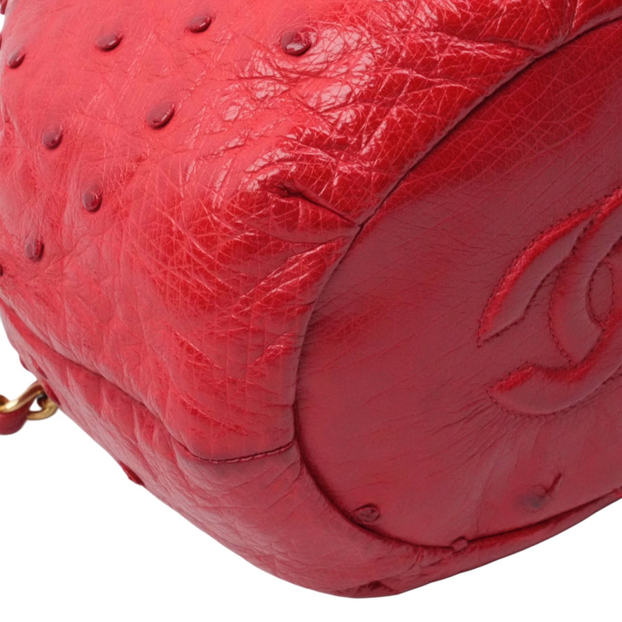 CHANEL 1986-1988 Drawstring Chain Ostrich Shoulder Bag