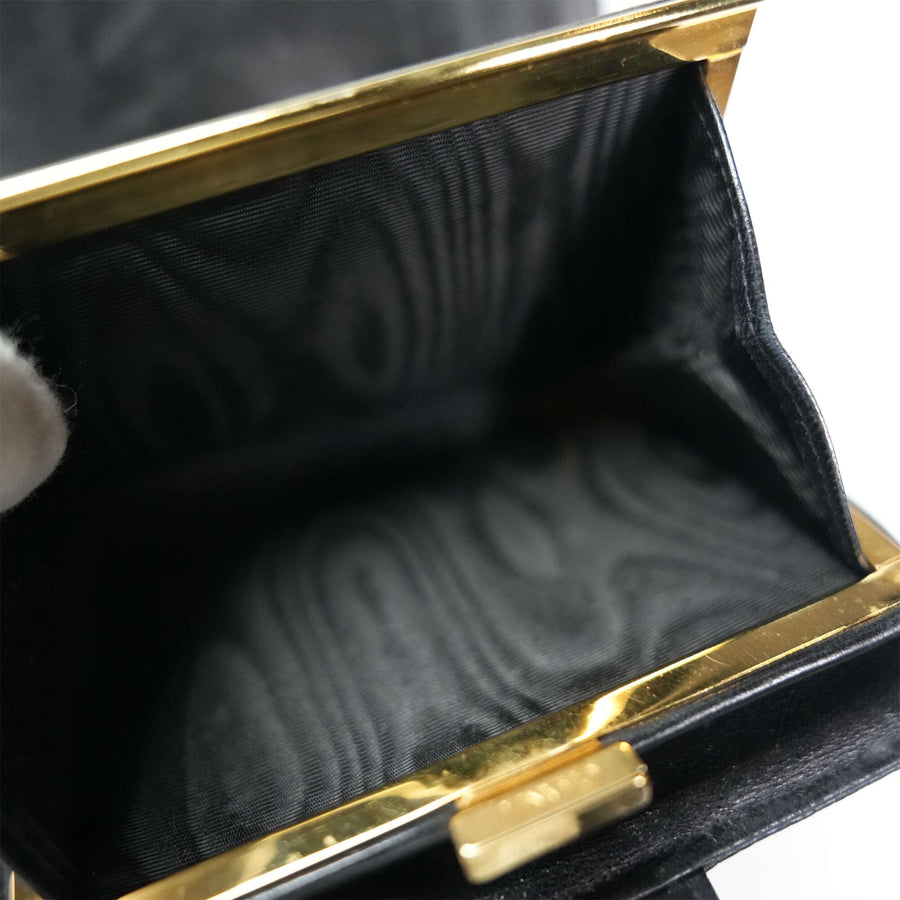 CHANEL Wallet In Caviar Skin With Gold Hardware