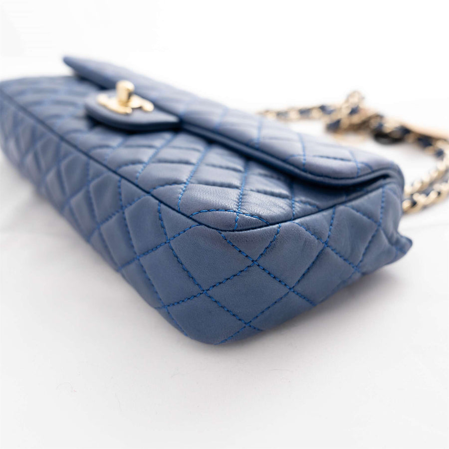 CHANEL 2009-2010 Shoulder Bag