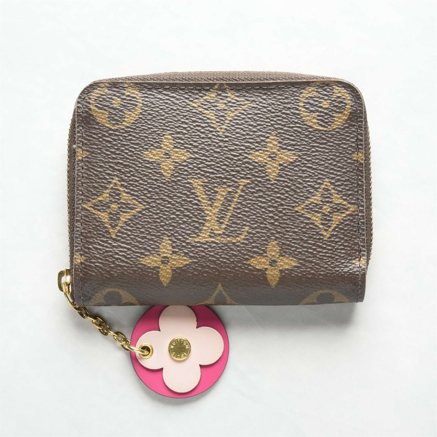 LOUIS VUITTON Monogram Round Mini Wallet