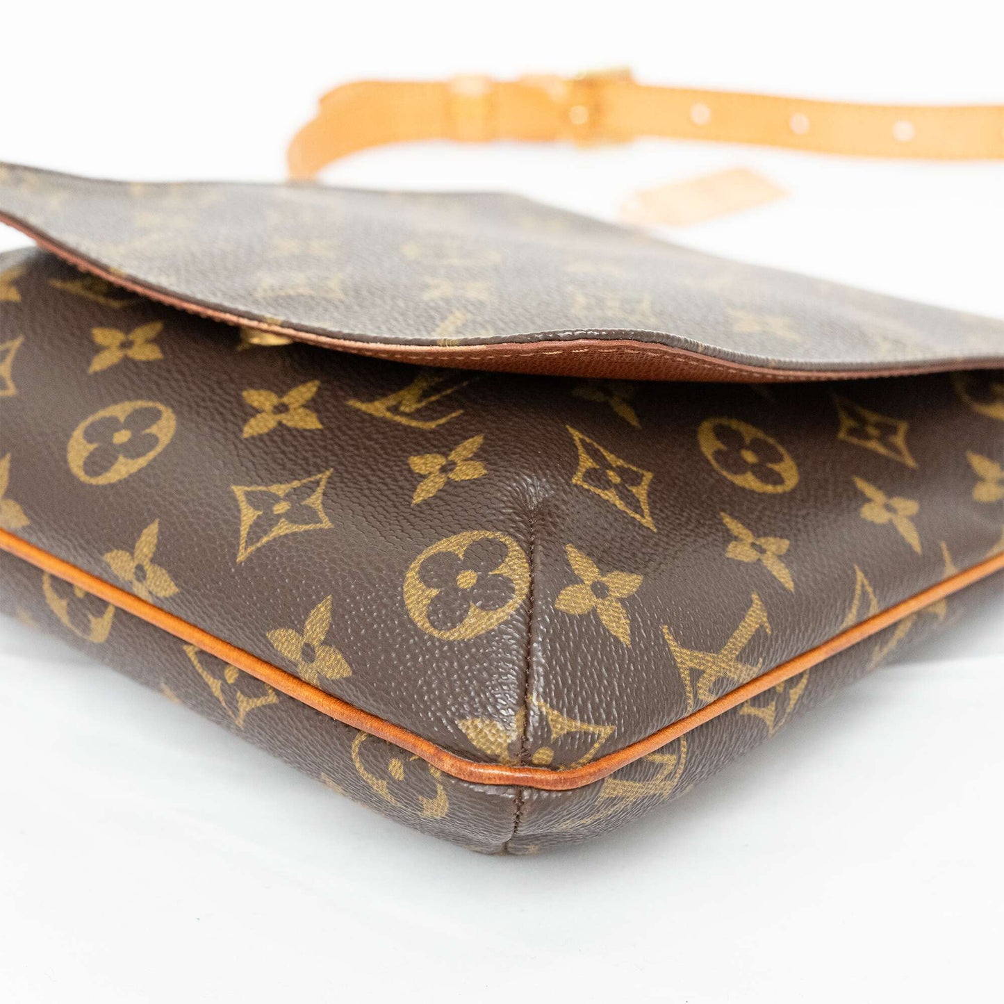 LOUIS VUITTON Monogram Musette Shoulder Bag