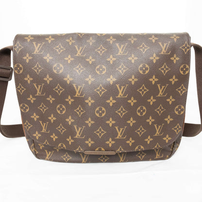 LOUIS VUITTON Monogram MessengerGM Shoulder Bag M97039