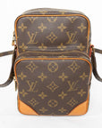 LOUIS VUITTON Monogram Amazone Shoulder Bag