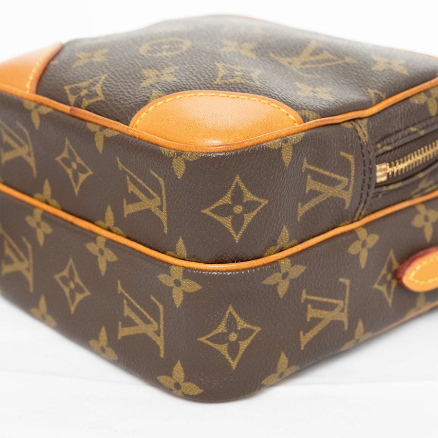 LOUIS VUITTON Monogram Amazone Shoulder Bag