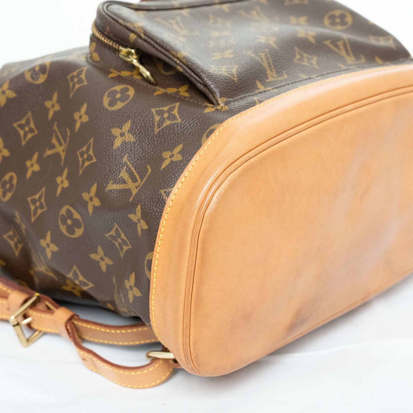 LOUIS VUITTON Monogram Monogram Montsouris Backpack M51135