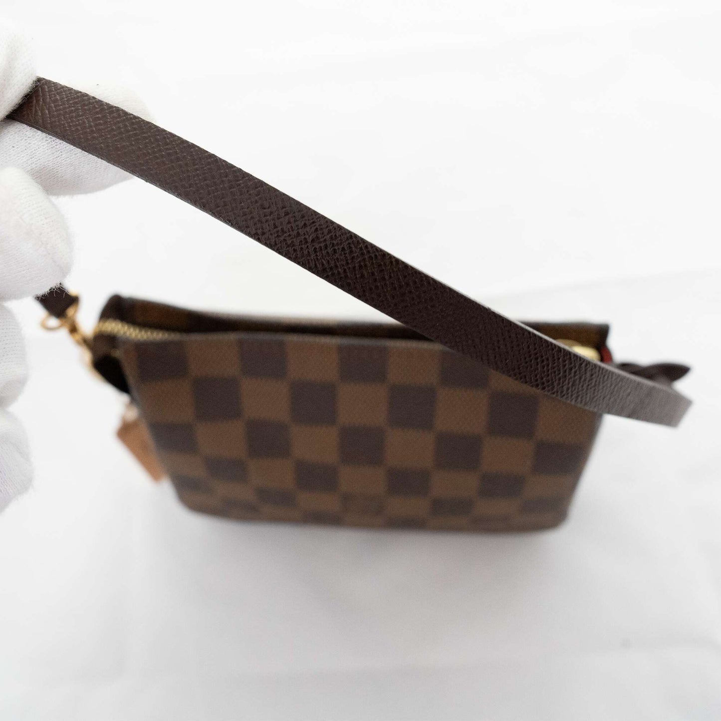 LOUIS VUITTON Damier True Makeup Shoulder Bag