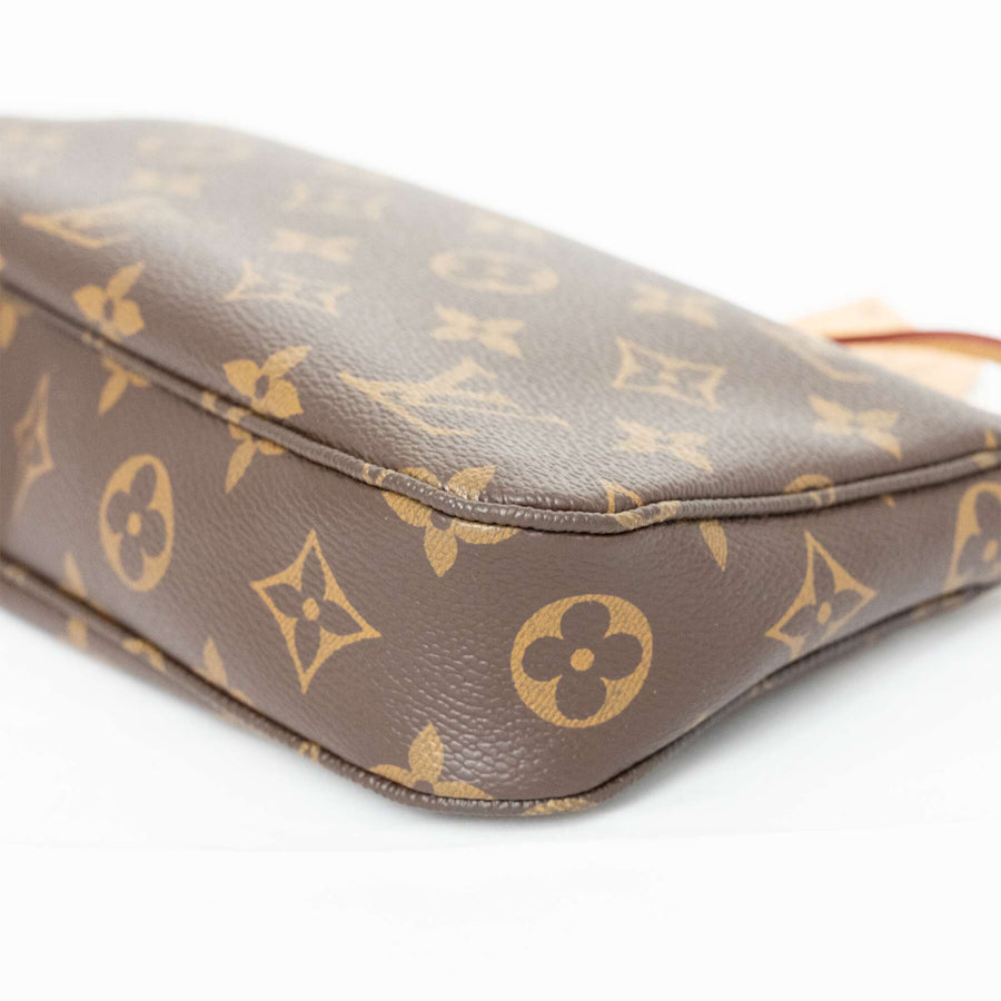 LOUIS VUITTON Monogram Pochette Accessory New Model Handbag M40712