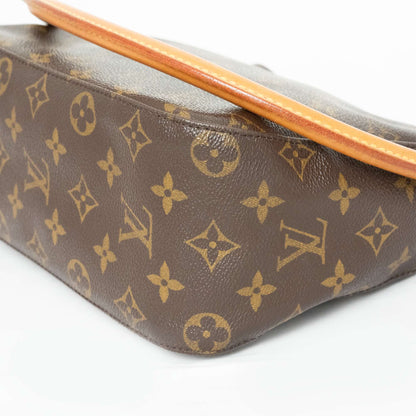 LOUIS VUITTON Monogram LoopingMM Canvas Shoulder Bag M51146