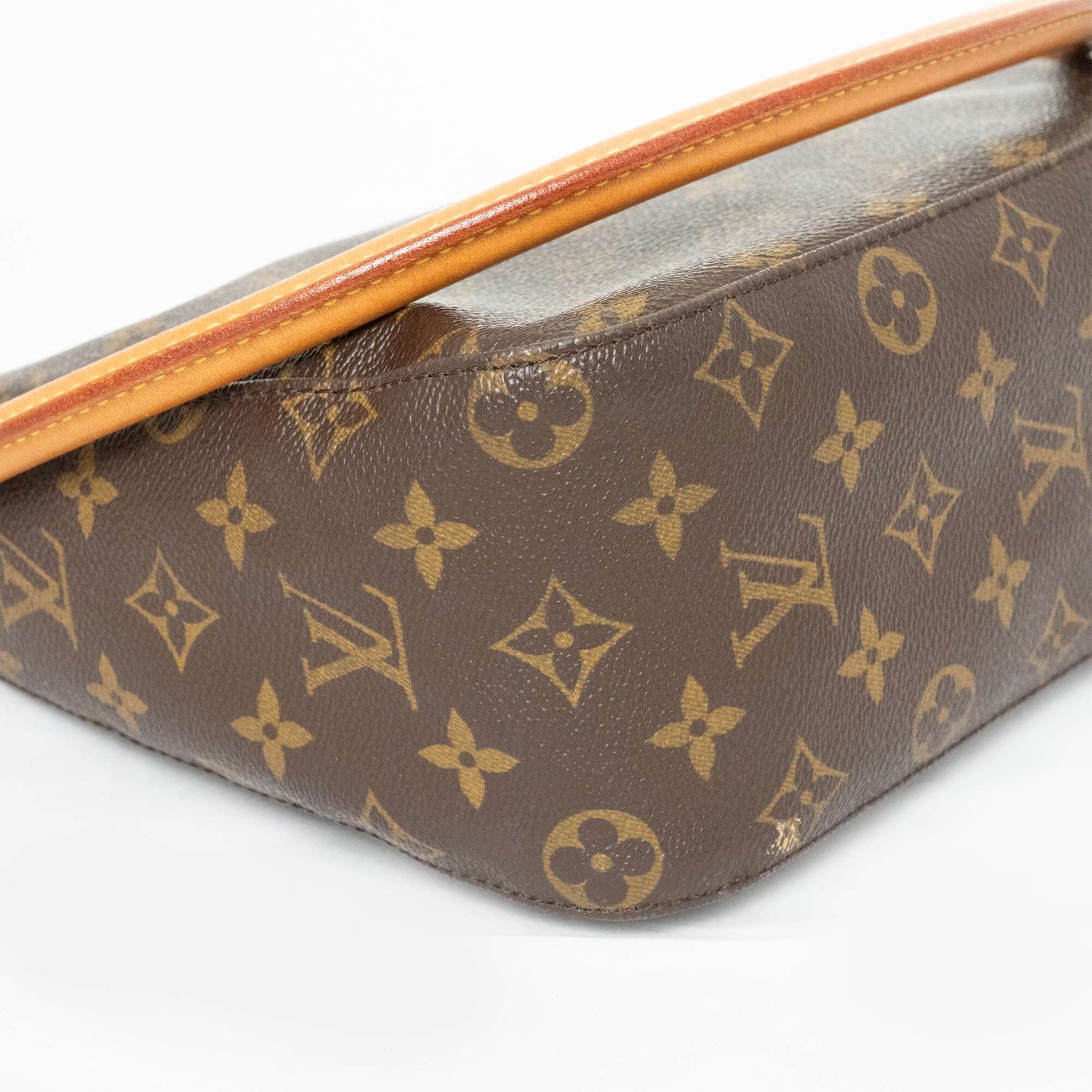 LOUIS VUITTON Monogram LoopingMM Canvas Shoulder Bag M51146