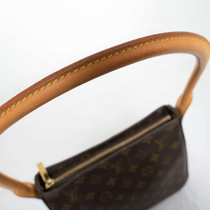 LOUIS VUITTON Monogram LoopingMM Canvas Shoulder Bag M51146