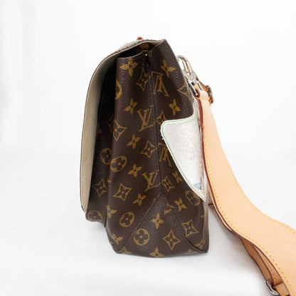 LOUIS VUITTON Camera Messenger Shoulder Bag M40287